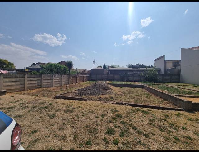 777M² VACANT LAND FOR SALE IN VANDERBIJLPARK SW 5